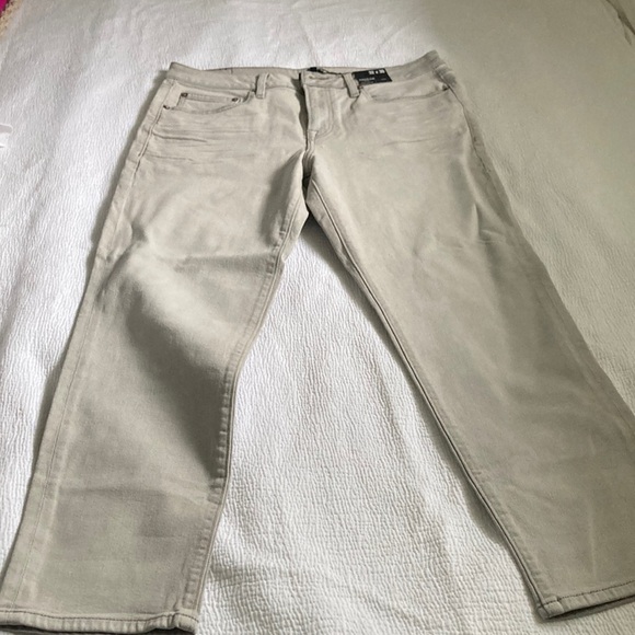 Express Light Tan Jeans - Picture 1 of 3